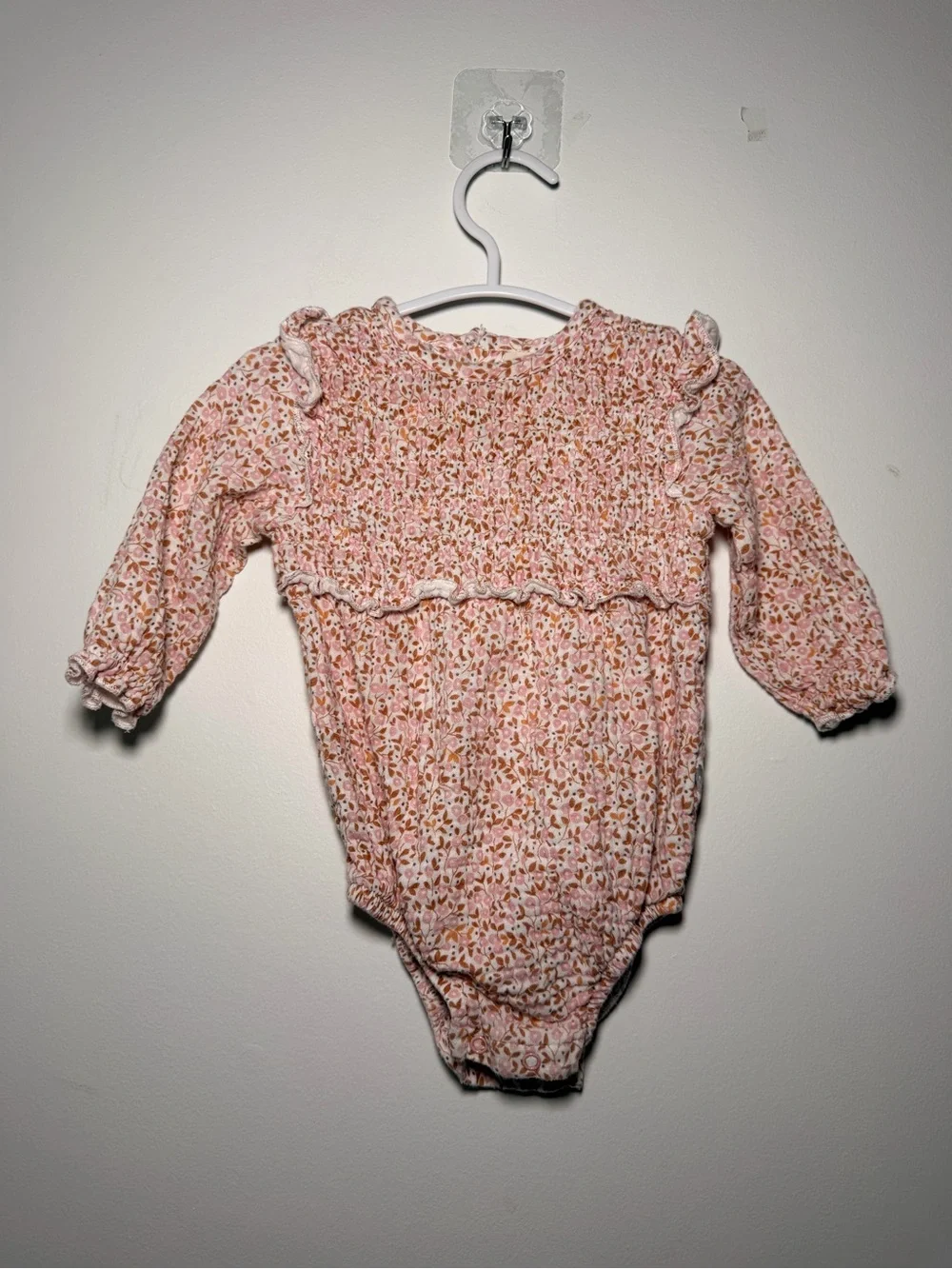 Rabbit bear long sleeve onesie floral pink floral ruffled shoulders